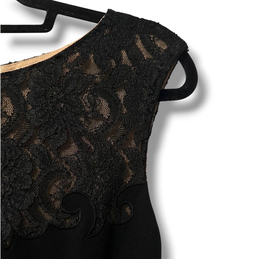 Cache Black Lace Illusion Yoke Sleeveless Sheath Dress 6 Cocktail LBD - Picture 3 of 10